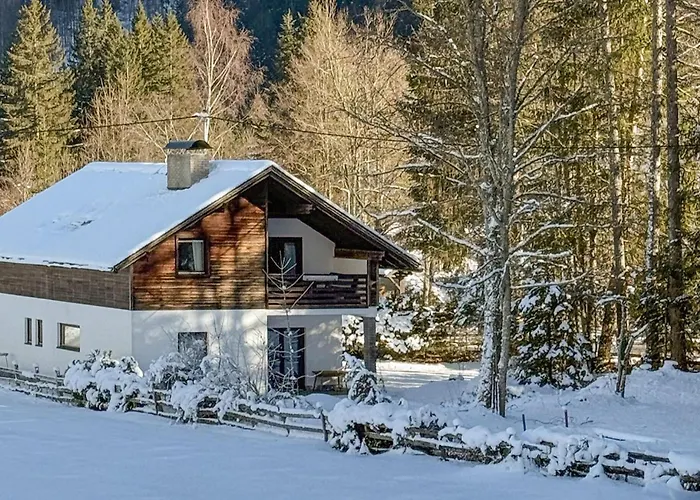 Alpenferienhaus בית נופש